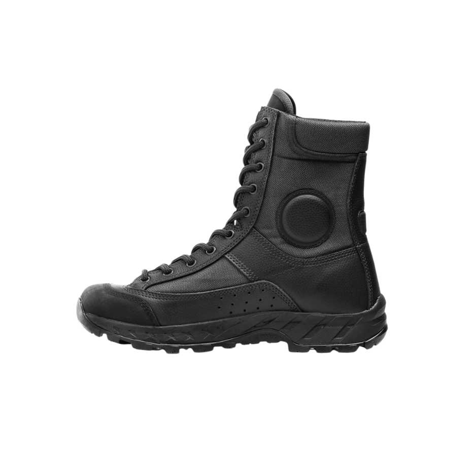 MAGNUM 'ZEKROM' LIGHT COMBAT BOOTS WITH MICHELIN® OUTSOLE