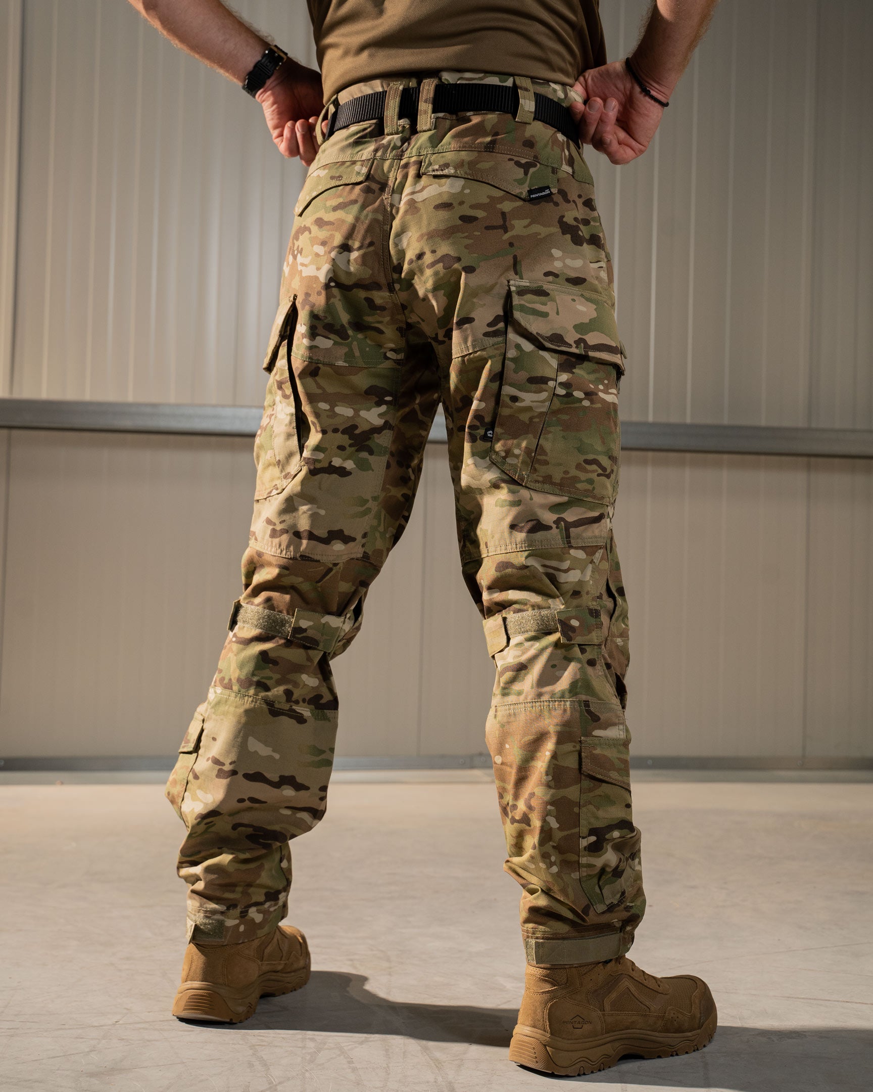 WOLF MULTICAM® COMBAT PANTS
